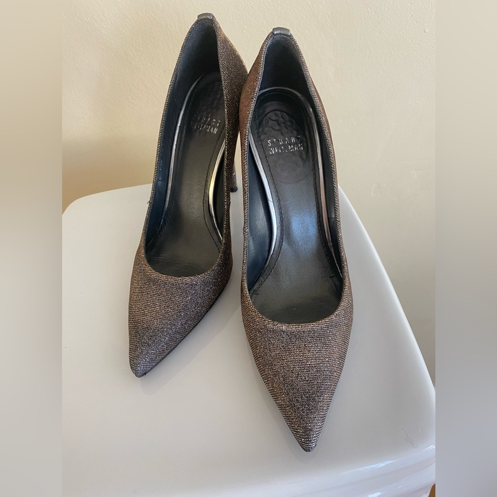 Stuart Weizmann sparkly pumps. Size 8